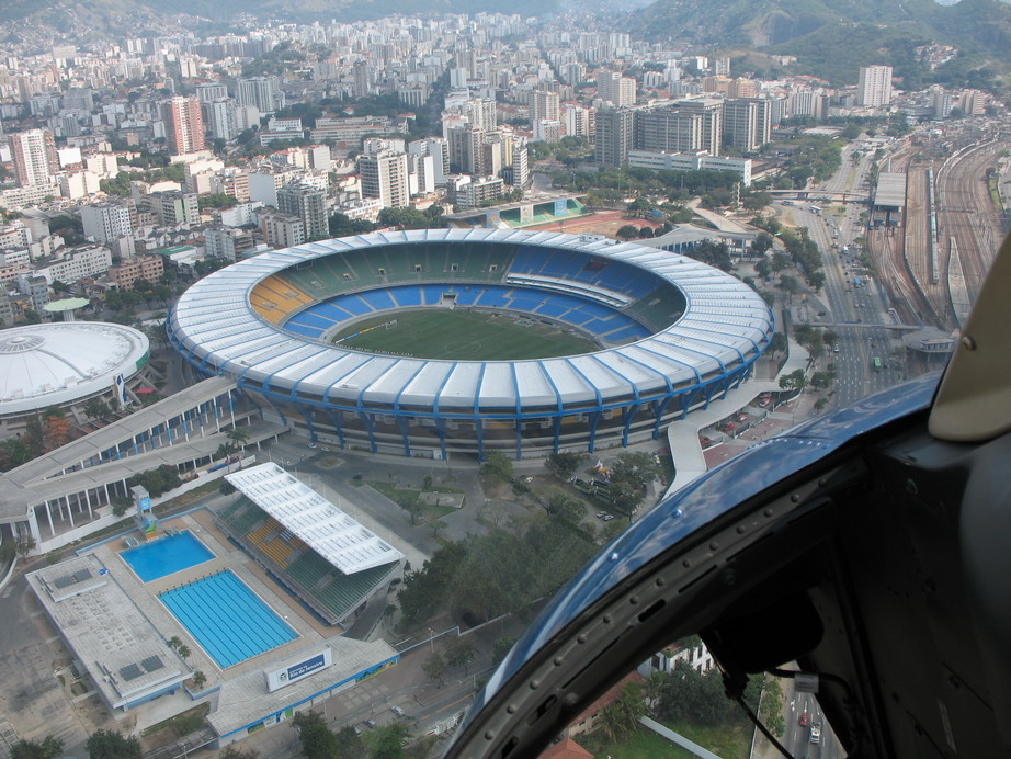 Vista aérea do Estádio do Maracanã, palco das grandes conquistas do Flamengo no Rio de Janeiro